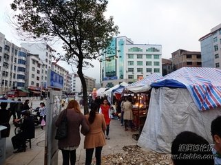 浪淘沙·雨过暮天南